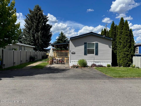 Homes For Sale - 2063 Gueneveres Way<br/> Post Falls, ID 83854