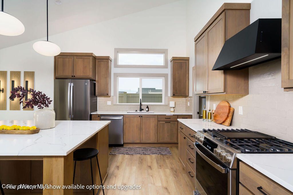 Photo of 4594 SAVEA Ln, Post Falls, ID 83854 (MLS # 26-5026)