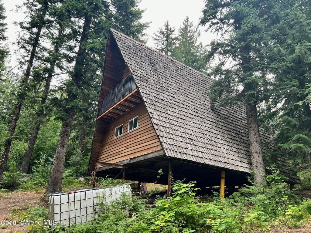 Photo of 117 High Mountain Dr Dr, Fernwood, ID 83830 (MLS # 25-10641)