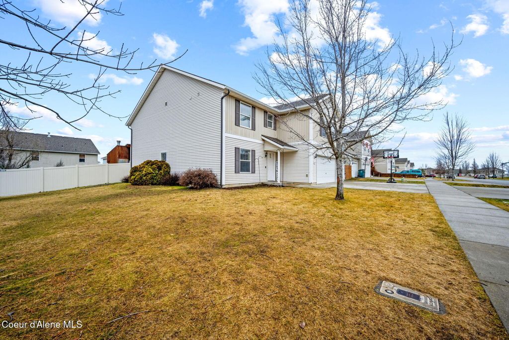 Photo of 6547 Talon Ln, Coeur dAlene, ID 83815 (MLS # 26-1083)