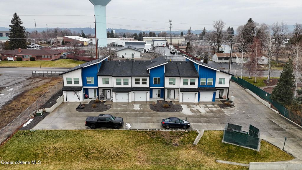 Photo of 12402 Broadway Ave, Spokane Valley, WA 99216 (MLS # 26-3670)