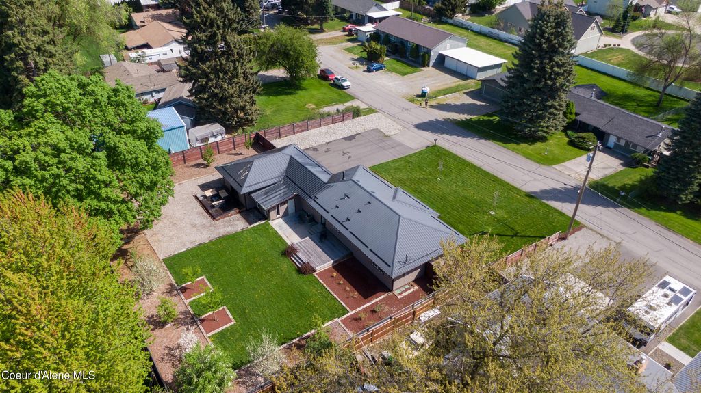 Photo of 9347 Baack St, Hayden, ID 83835 (MLS # 26-4597)