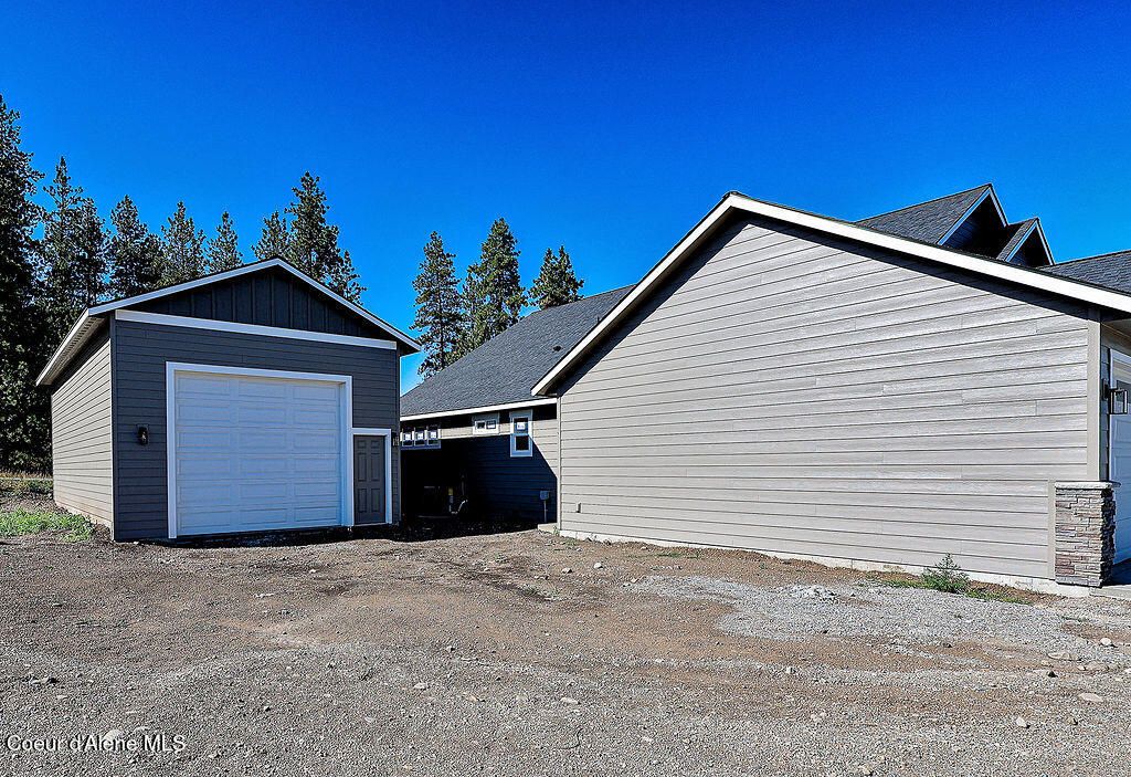 Photo of 4450 Savea Ln, Post Falls, ID 83854 (MLS # 25-9890)
