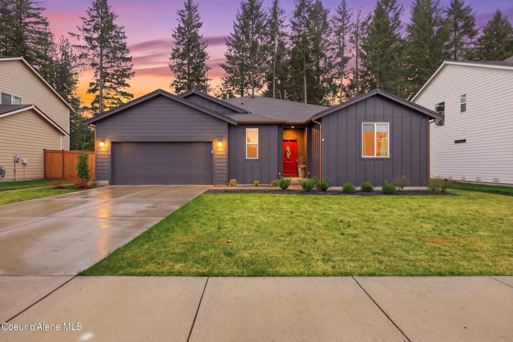 Photo of 248 Sandmyrtle Ave, Hayden, ID 83835 (MLS # 26-3460)