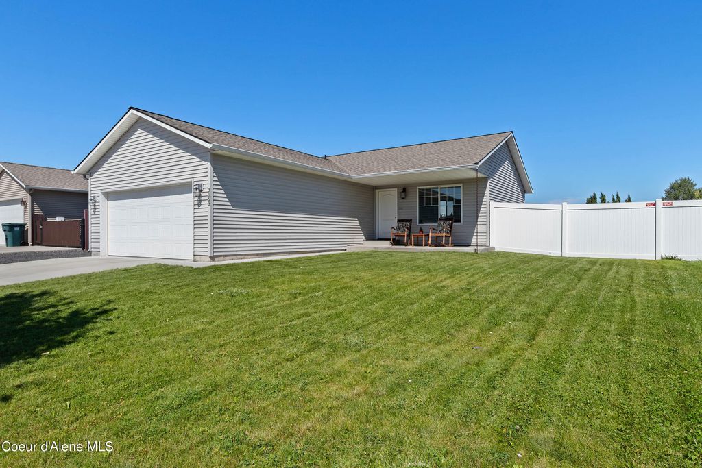 Photo of 3063 Craig Ave, Post Falls, ID 83854 (MLS # 26-2551)