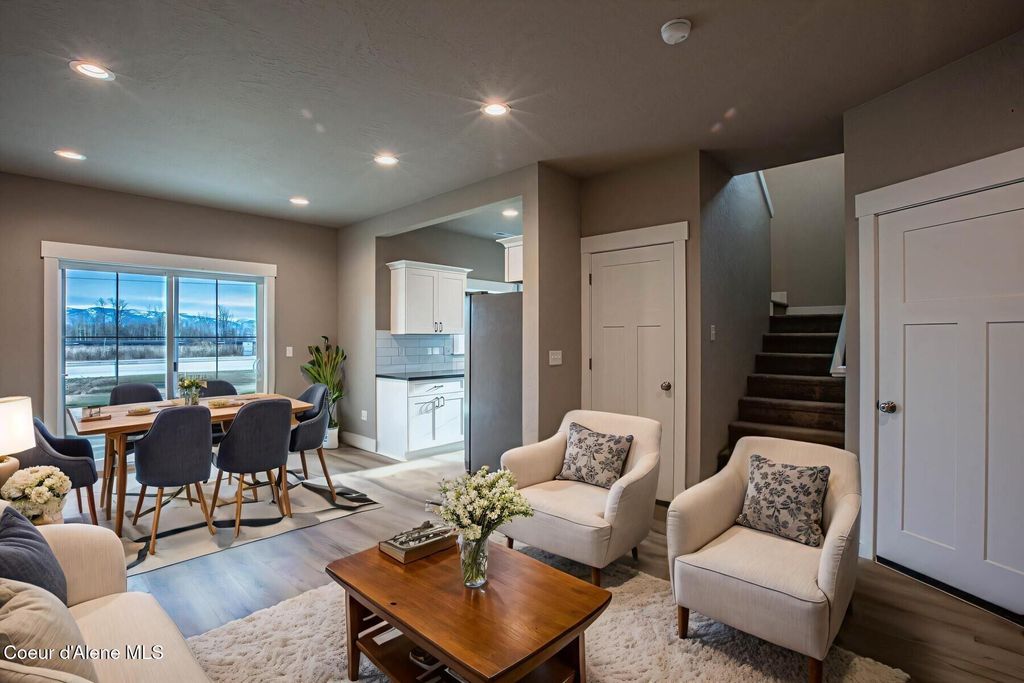 Photo of 1650 Irvine Way, Sandpoint, ID 83864 (MLS # 25-11516)