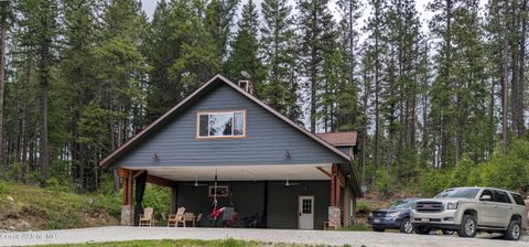 Single Family Residence in Sandpoint ID 158 Forest Knolls.jpg