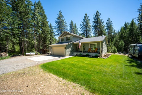 Homes For Sale - 32127 Hayden Dr<br/> Spirit Lake, ID 83869