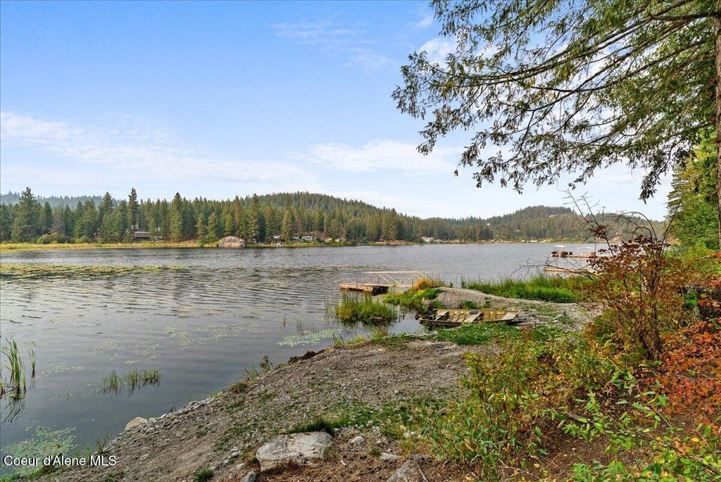 Photo of 529 Beaver Lake Lake, Athol, ID 83801 (MLS # 26-4993)