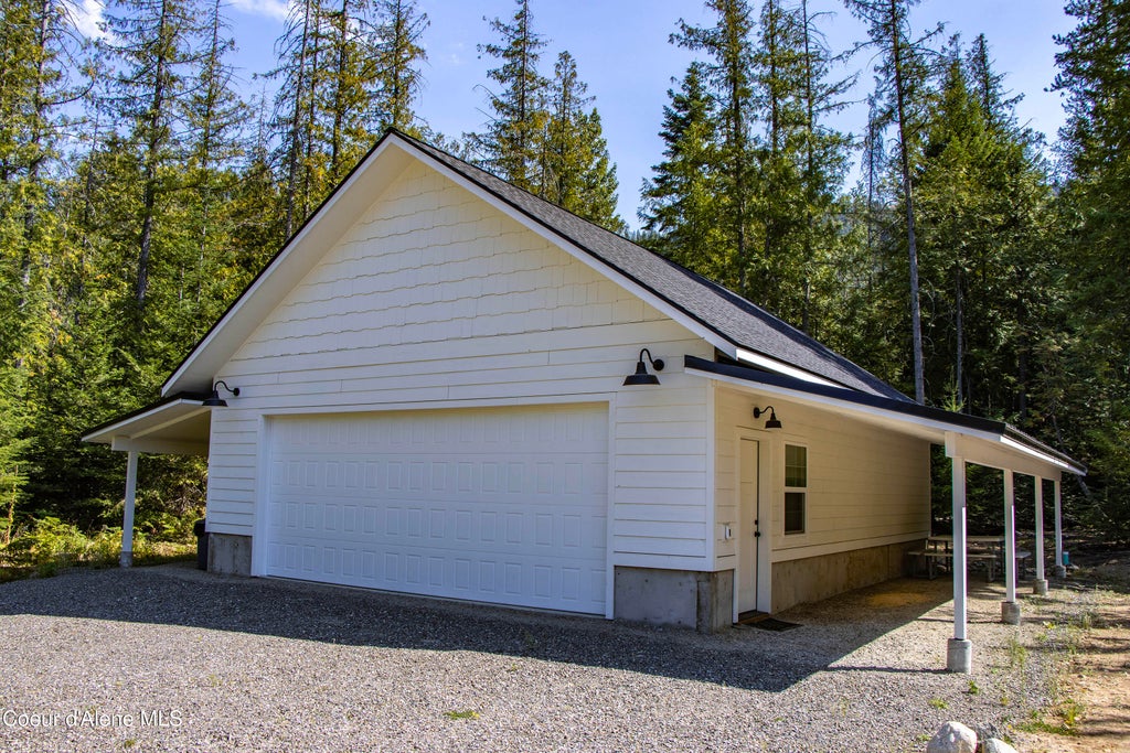 Photo of 94 Saddleback Dr, Sagle, ID 83860 (MLS # 26-8962)