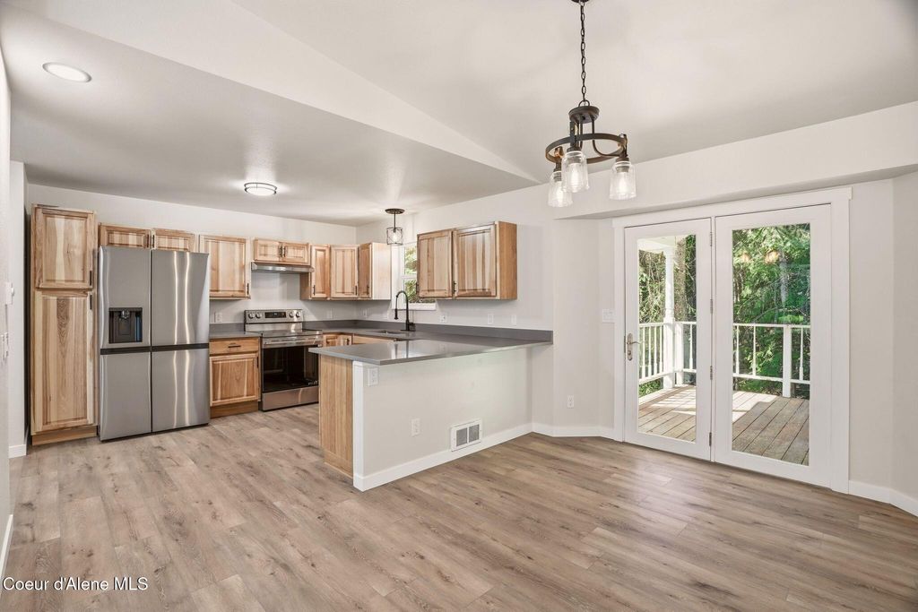 Photo of 274 Johnny Long Rd, Sandpoint, ID 83864 (MLS # 26-4002)