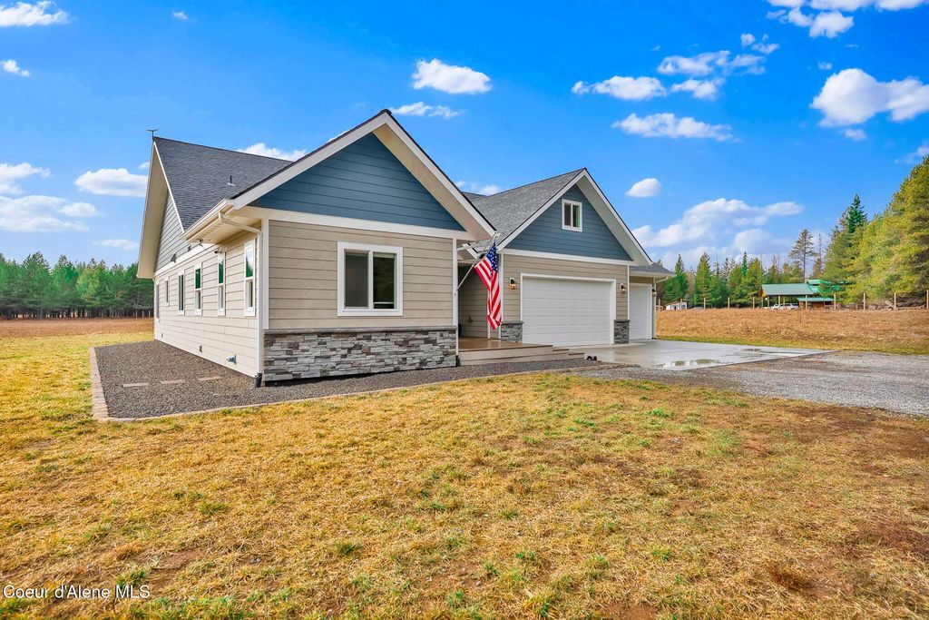 Photo of 134 Leelah Ln, Bonners Ferry, ID 83805 (MLS # 26-1635)