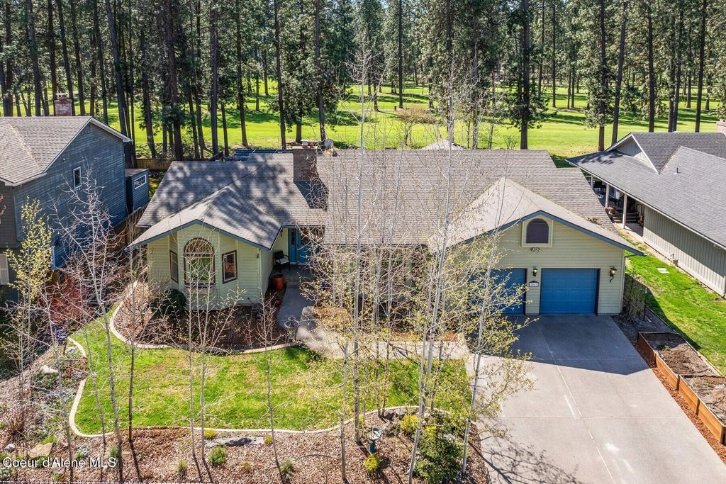 Photo of 3867 Fairway Dr, Coeur dAlene, ID 83815 (MLS # 26-4518)