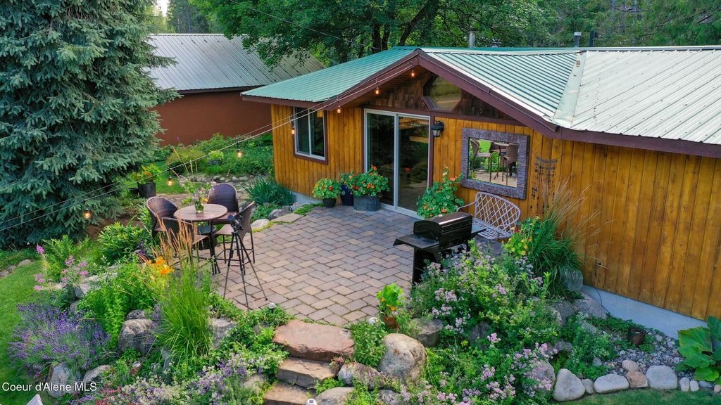 Photo of 430 Nordman Rd, Nordman, ID 83848 (MLS # 25-8237)