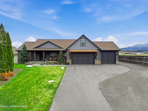 Photo of 1176 Watercress Ave, Post Falls, ID 83854 (MLS # 26-673)