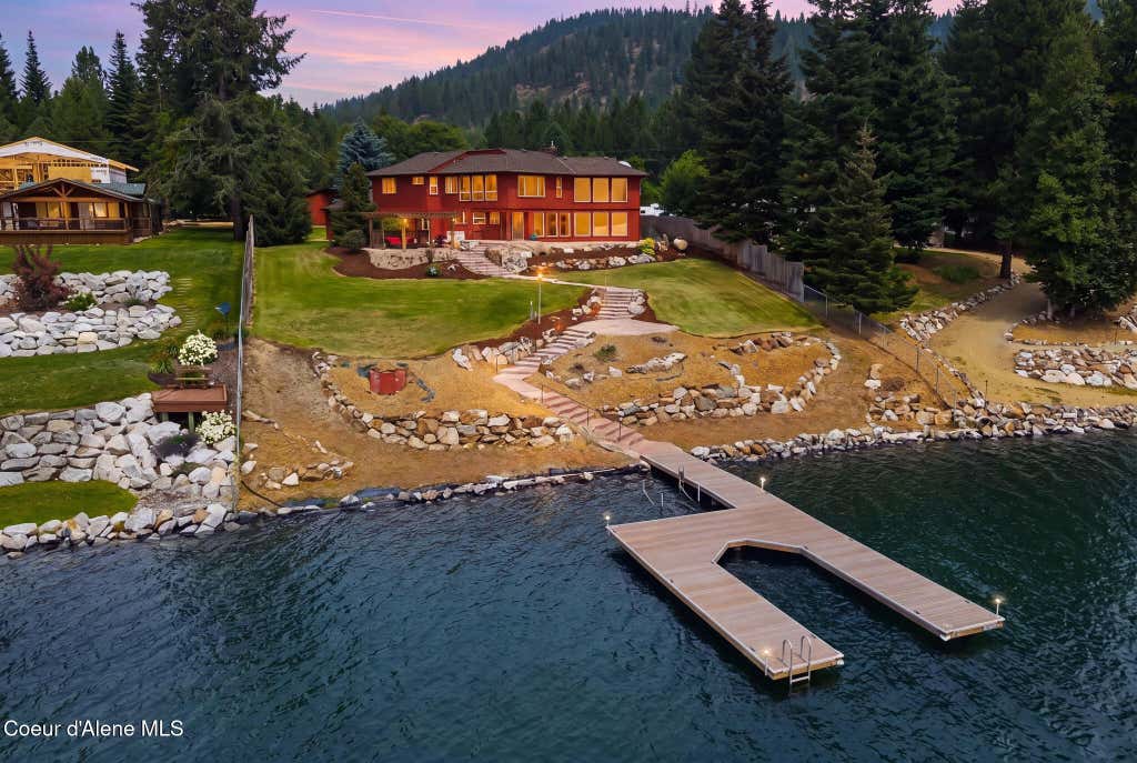 Photo of 161 River Birch RD, Laclede, ID 83841 (MLS # 26-7611)