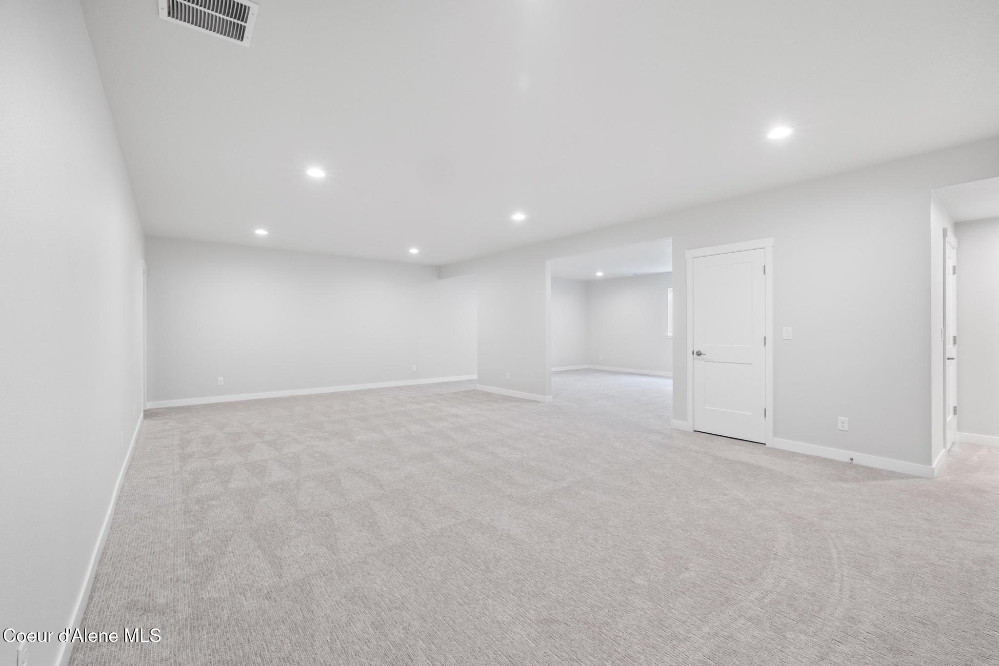 4457 E Corsac Fox Ave, Post Falls, Pennsylvania image 38