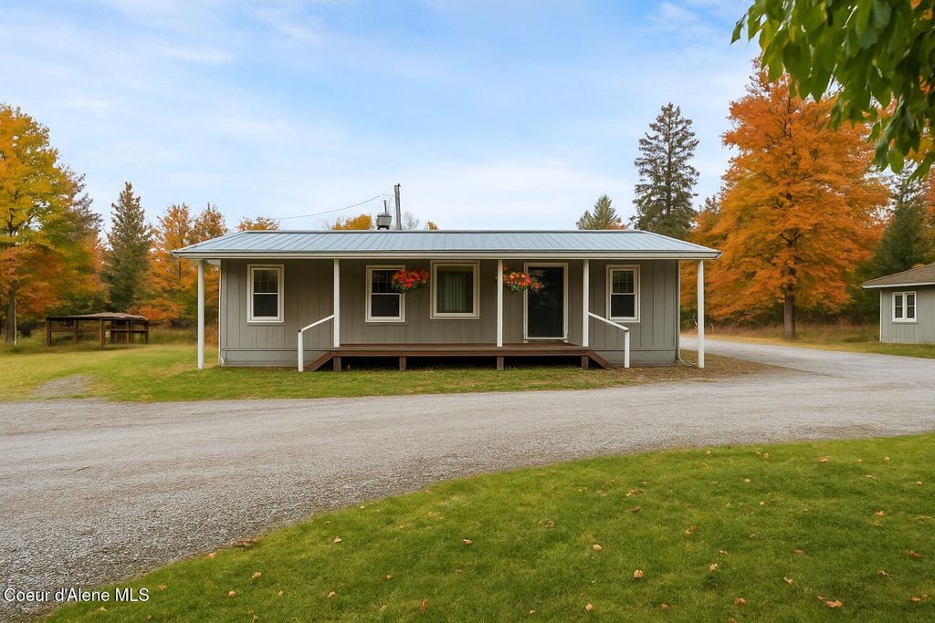 Photo of 27453 Ramsey Rd, Athol, ID 83801 (MLS # 25-11093)