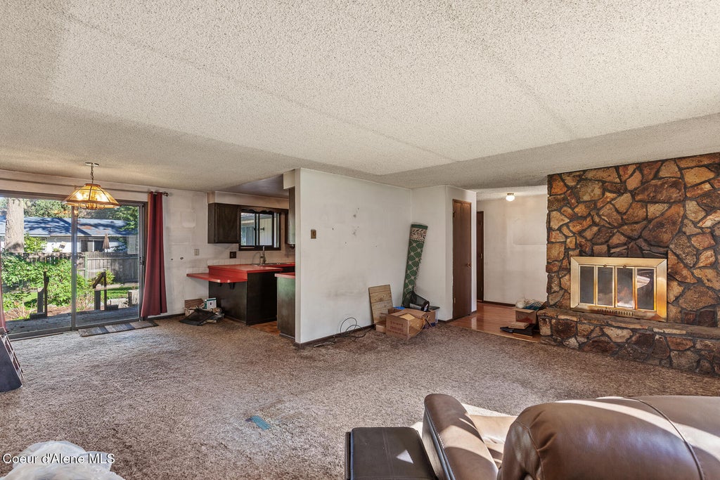 Photo of 11958 Emerald DR, Hayden, ID 83835 (MLS # 26-9365)