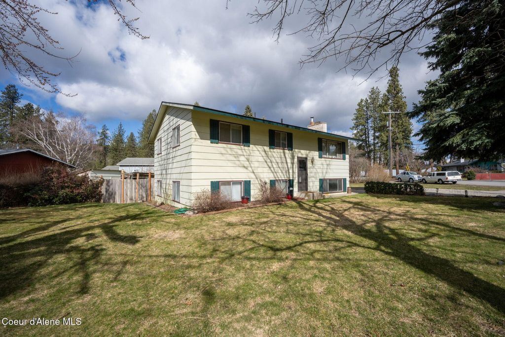 Photo of 14429 Arbor, Rathdrum, ID 83858 (MLS # 26-2154)