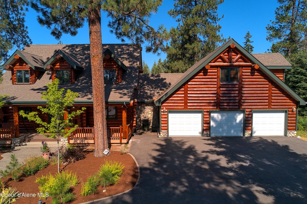 Photo of 19257 Ella RD, Rathdrum, ID 83858 (MLS # 26-6961)