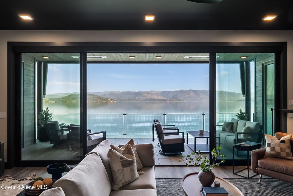 Photo of 802 Sandpoint Ave Ave #8205, Sandpoint, ID 83864 (MLS # 25-10492)