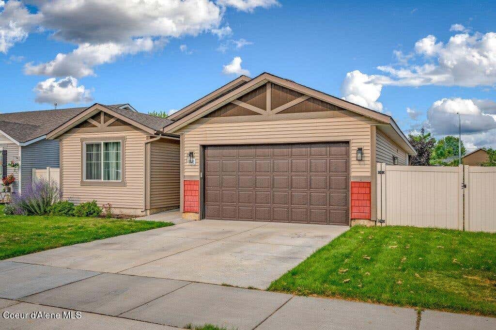 Photo of 3363 Woodford ST, Post Falls, ID 83854 (MLS # 26-8024)