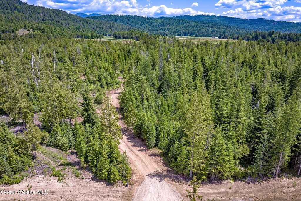 Photo of NNA Noble Lane Lot 11 Phase 2, Sandpoint, ID 83864 (MLS # 25-10220)