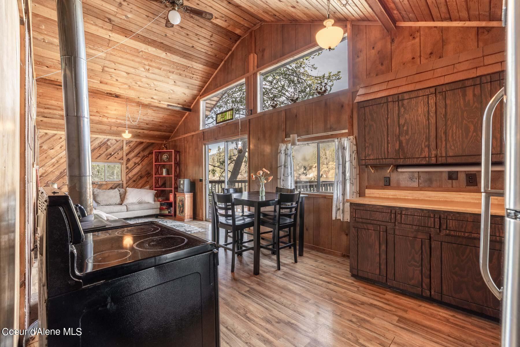 7771 W Channel Ln, Rathdrum, Idaho image 22