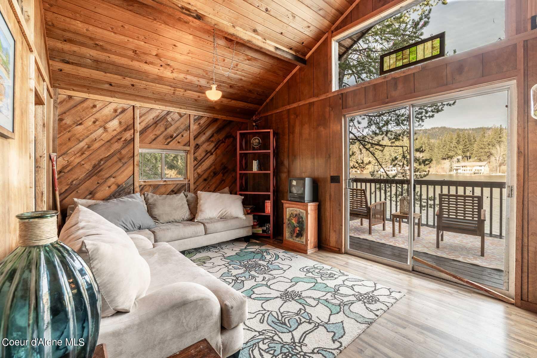 7771 W Channel Ln, Rathdrum, Idaho image 13