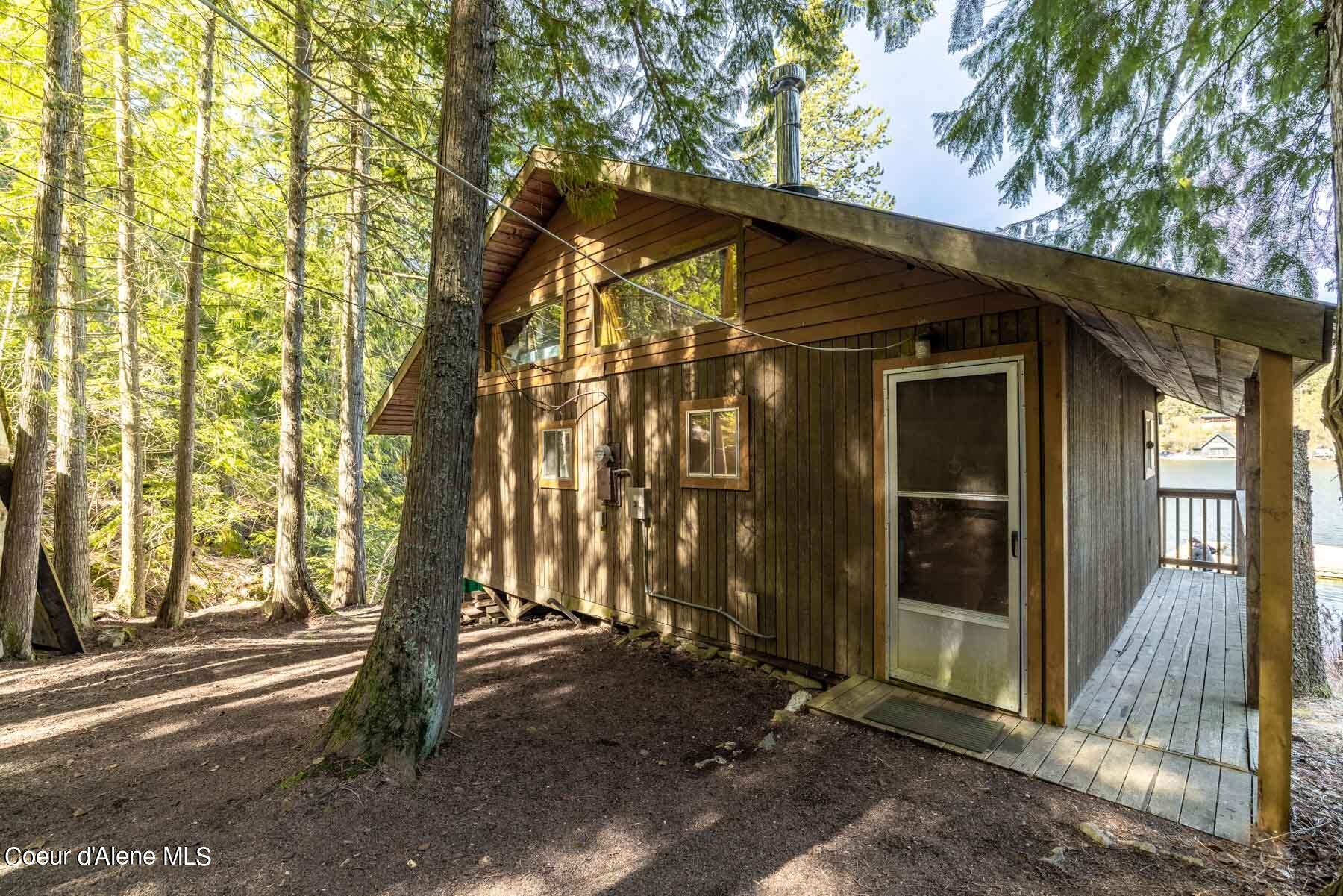 7771 W Channel Ln, Rathdrum, Idaho image 10
