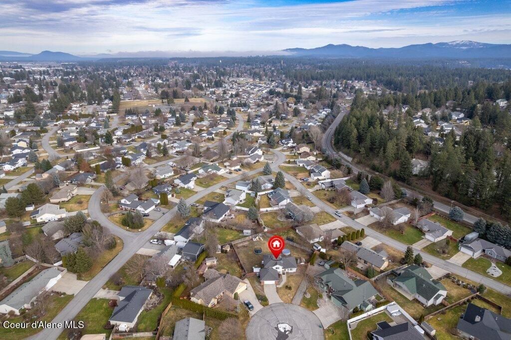 Photo of 8298 Patriot Ct, Hayden, ID 83835 (MLS # 26-1119)