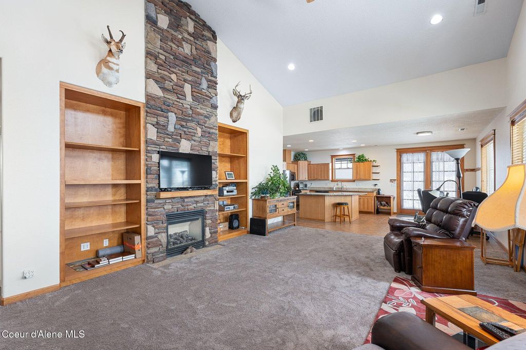 Photo of 14459 OHIO St, Rathdrum, ID 83858 (MLS # 25-11355)