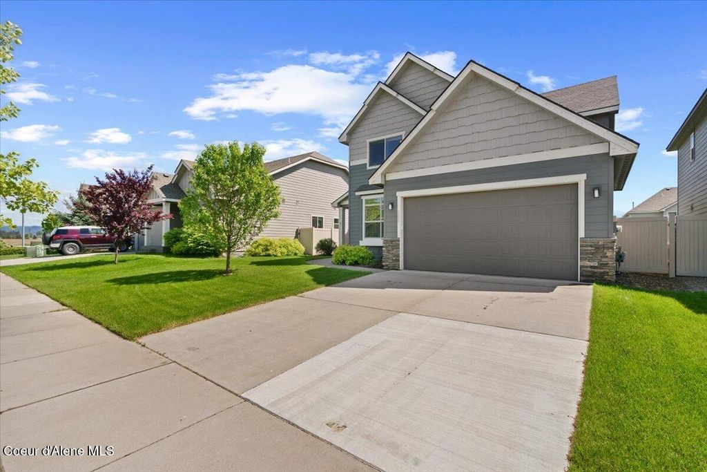 Photo of 4808 Alopex Ln, Post Falls, ID 83854 (MLS # 26-5358)