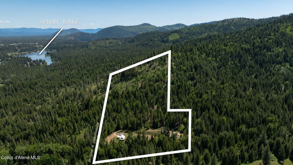 Photo of 7966 NASH Rd, Spirit Lake, ID 83869 (MLS # 25-5350)
