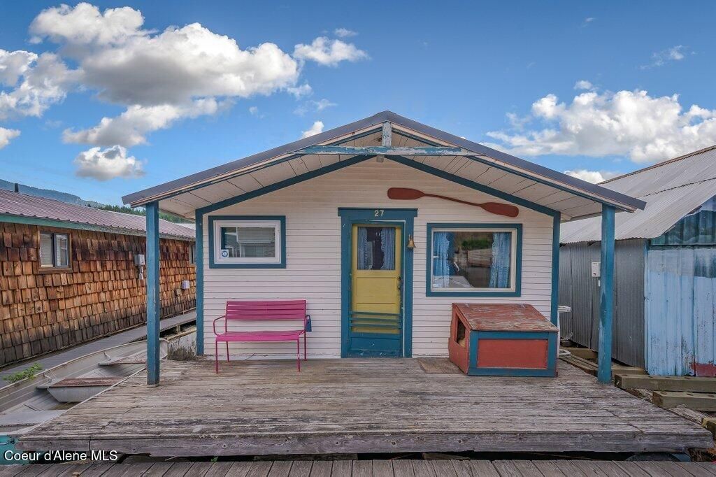 Photo of 16946 JDS E DOCK #27, Bayview, ID 83803 (MLS # 25-6983)