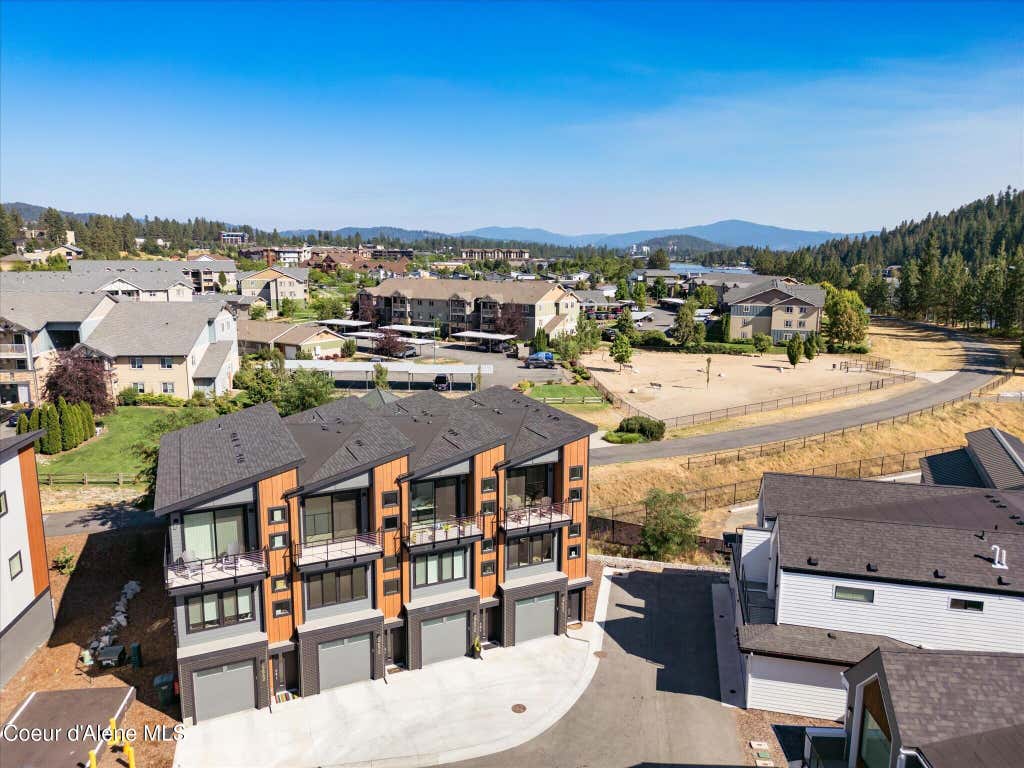 Photo of 2968 Suzanne Ct, Coeur dAlene, ID 83814 (MLS # 26-8199)