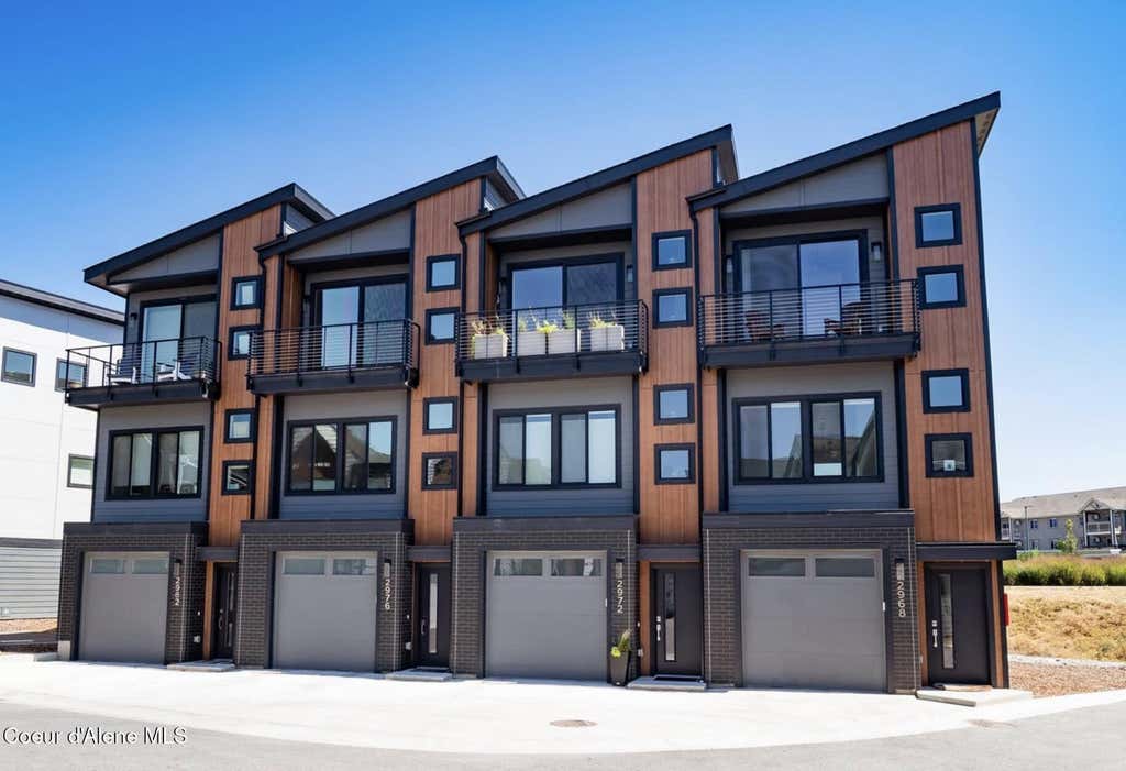 Photo of 2968 Suzanne Ct, Coeur dAlene, ID 83814 (MLS # 26-8199)