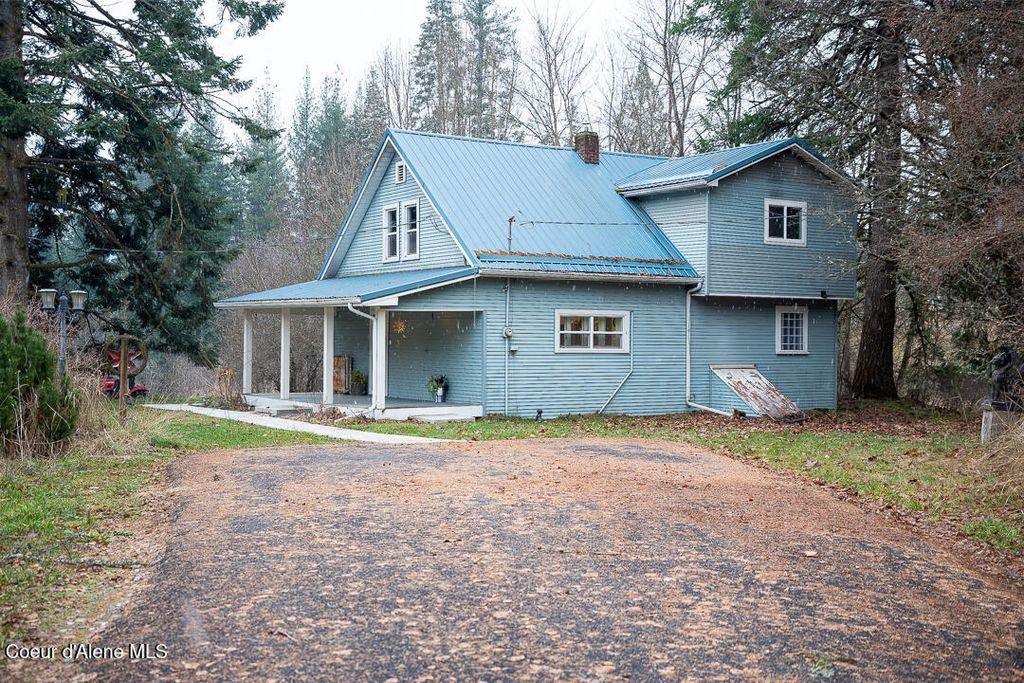 Photo of 27232 Schoolhouse Loop, Cataldo, ID 83810 (MLS # 25-11625)