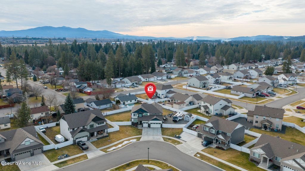 Photo of 15289 Liane Ln, Rathdrum, ID 83858 (MLS # 26-1186)