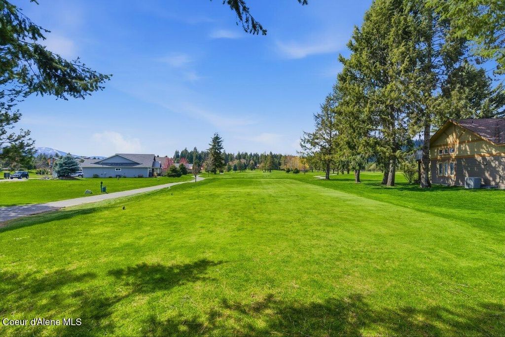 Photo of 74 Bellflower Ct, Blanchard, ID 83804 (MLS # 26-3707)