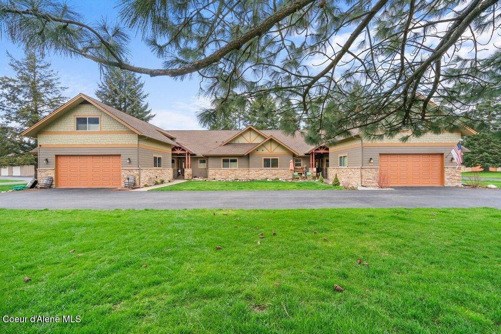 Photo of 74 Bellflower Ct, Blanchard, ID 83804 (MLS # 26-3707)