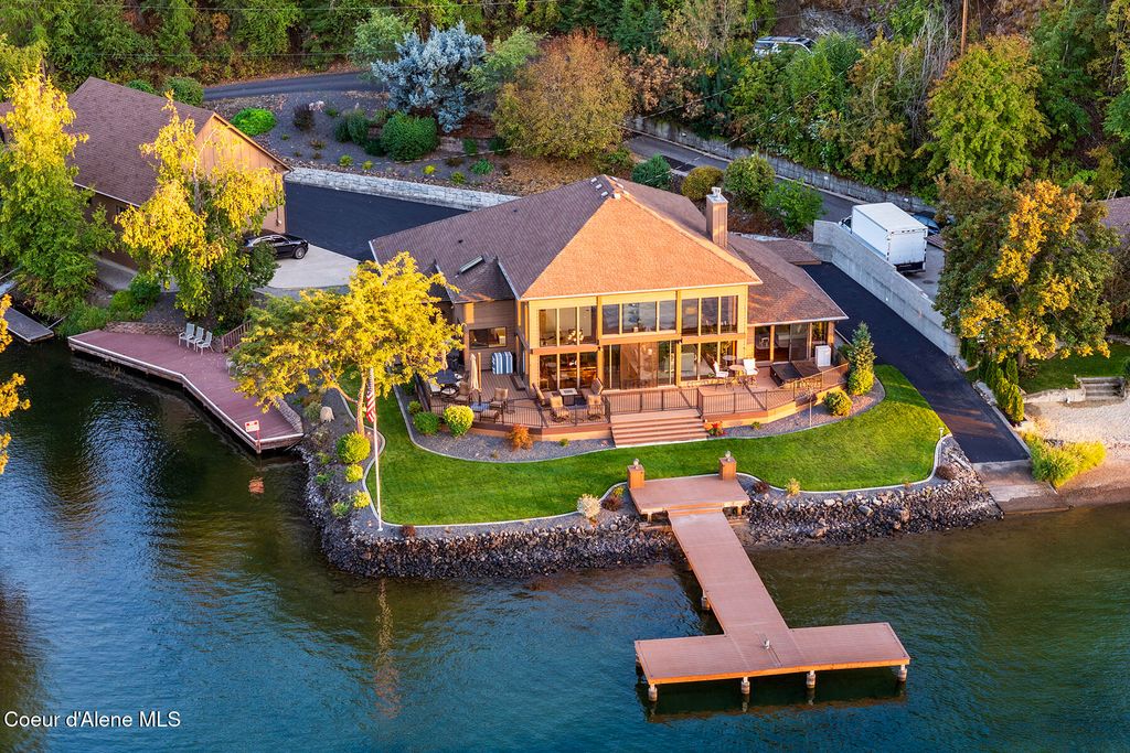 Photo of 5193 Island View View, Coeur dAlene, ID 83814 (MLS # 25-9824)