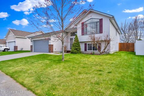 Photo of 2534 Coolwater Dr, Post Falls, ID 83854 (MLS # 26-3957)