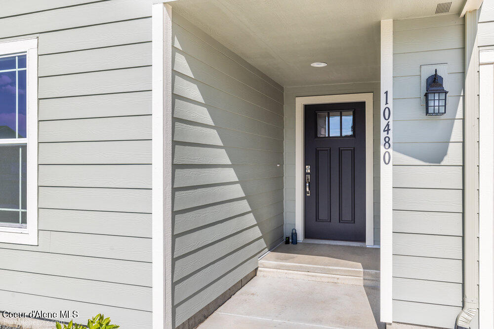 Hayden, Idaho 83835, United States, 3 Bedrooms Bedrooms, ,2 BathroomsBathrooms,Residential,Pending,58119