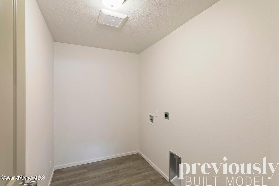 Hayden, Idaho 83835, United States, 3 Bedrooms Bedrooms, ,2 BathroomsBathrooms,Residential,Pending,58119