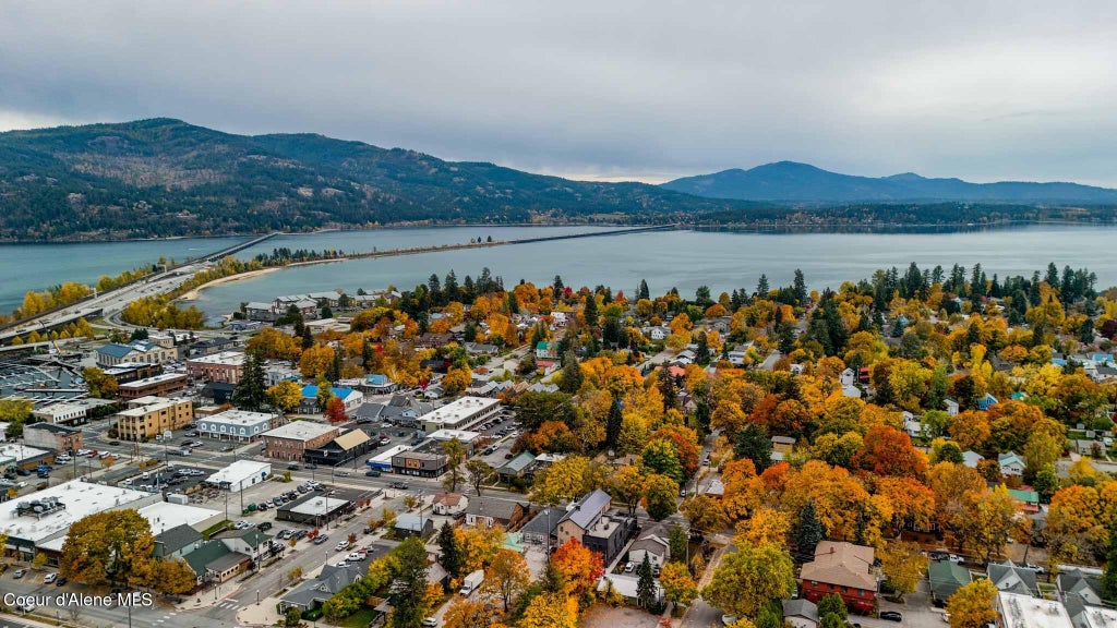 Photo of 216 4th Ave, Sandpoint, ID 83864 (MLS # 26-10344)