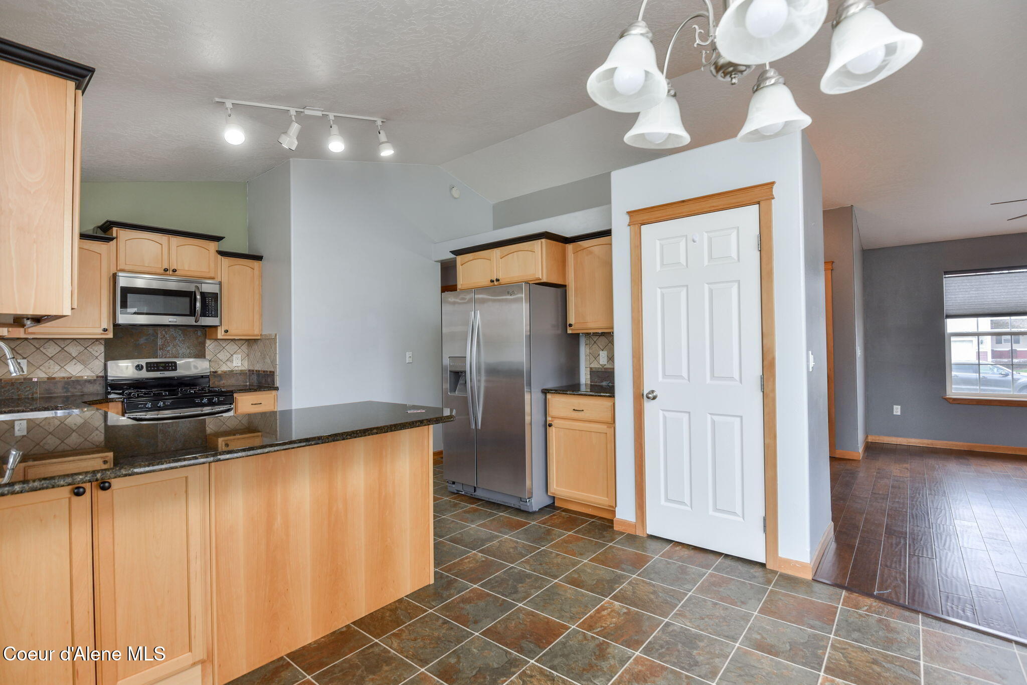 6682 N Hawk Owl Ln, Coeur d'Alene, Texas image 11