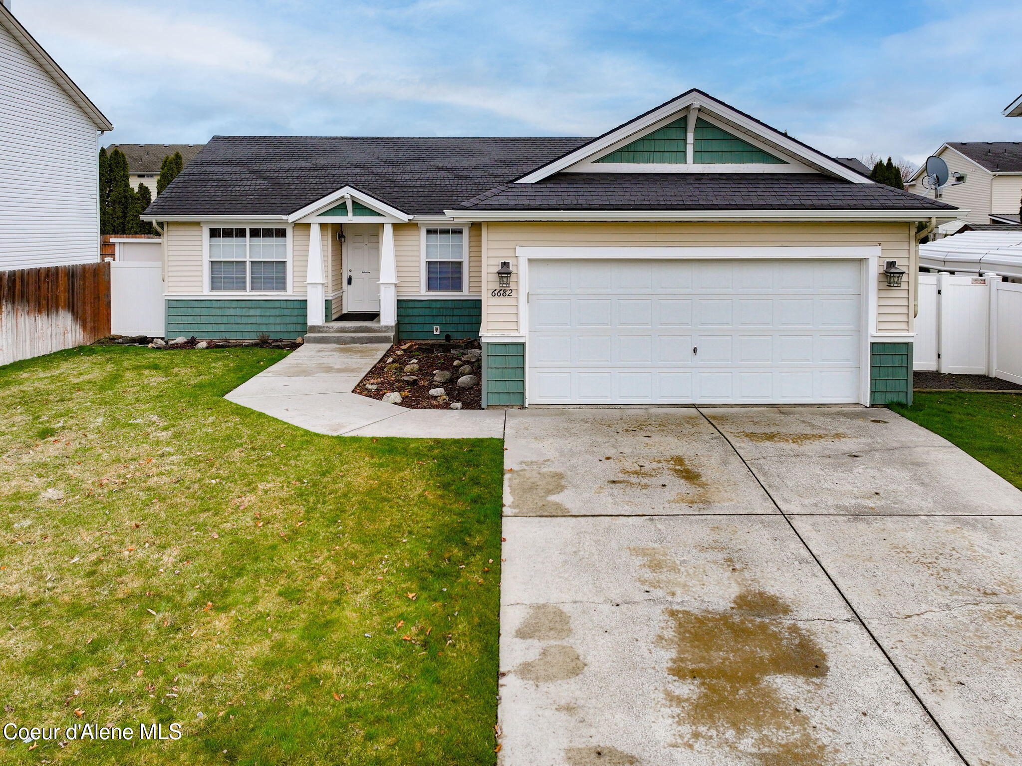 6682 N Hawk Owl Ln, Coeur d'Alene, Texas image 1