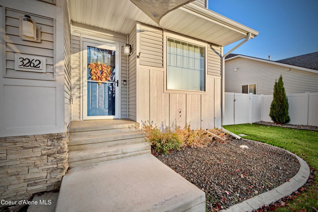 Photo of 3262 Woodford, Post Falls, ID 83854 (MLS # 25-11176)